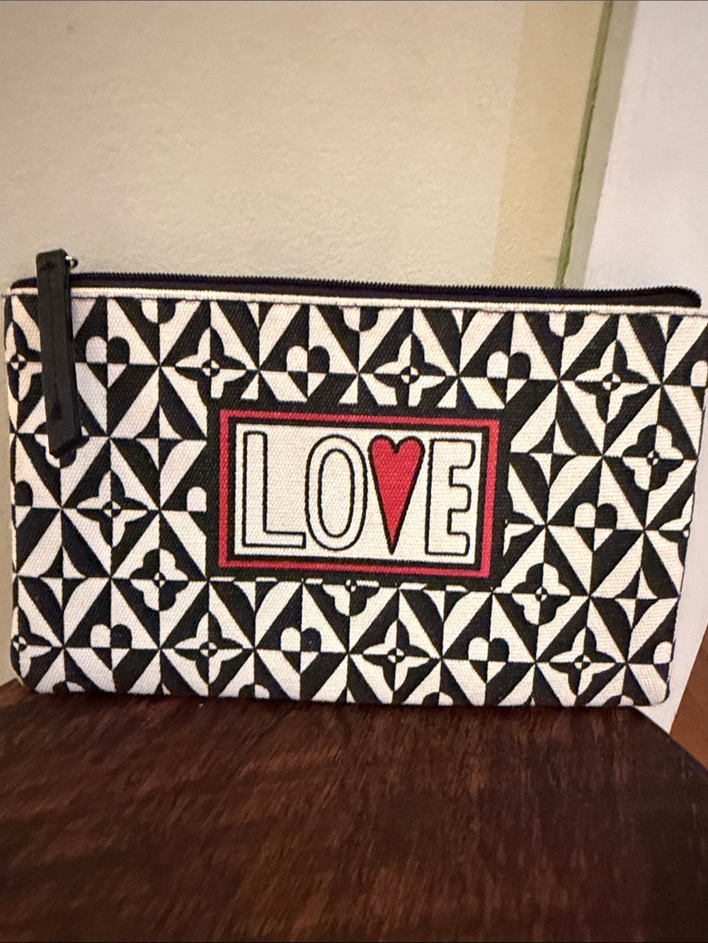 Brighton Pouch
